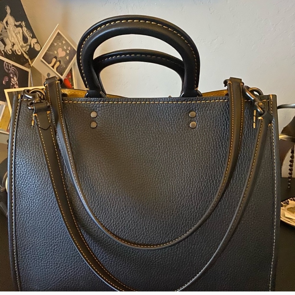 NWOT Coach Rogue 30!